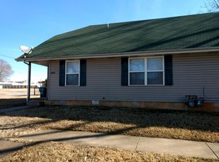 1532 N Lyon Ave, Springfield, MO 65803