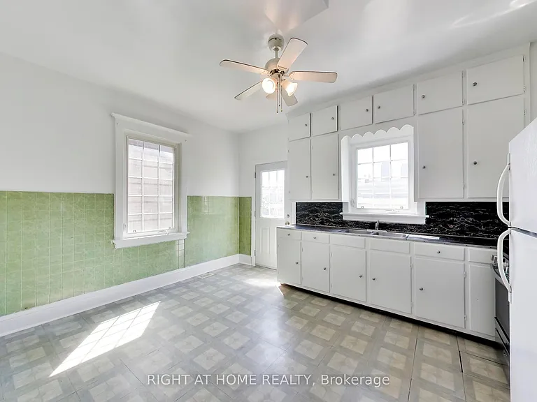 65 Millicent St — Photo 10