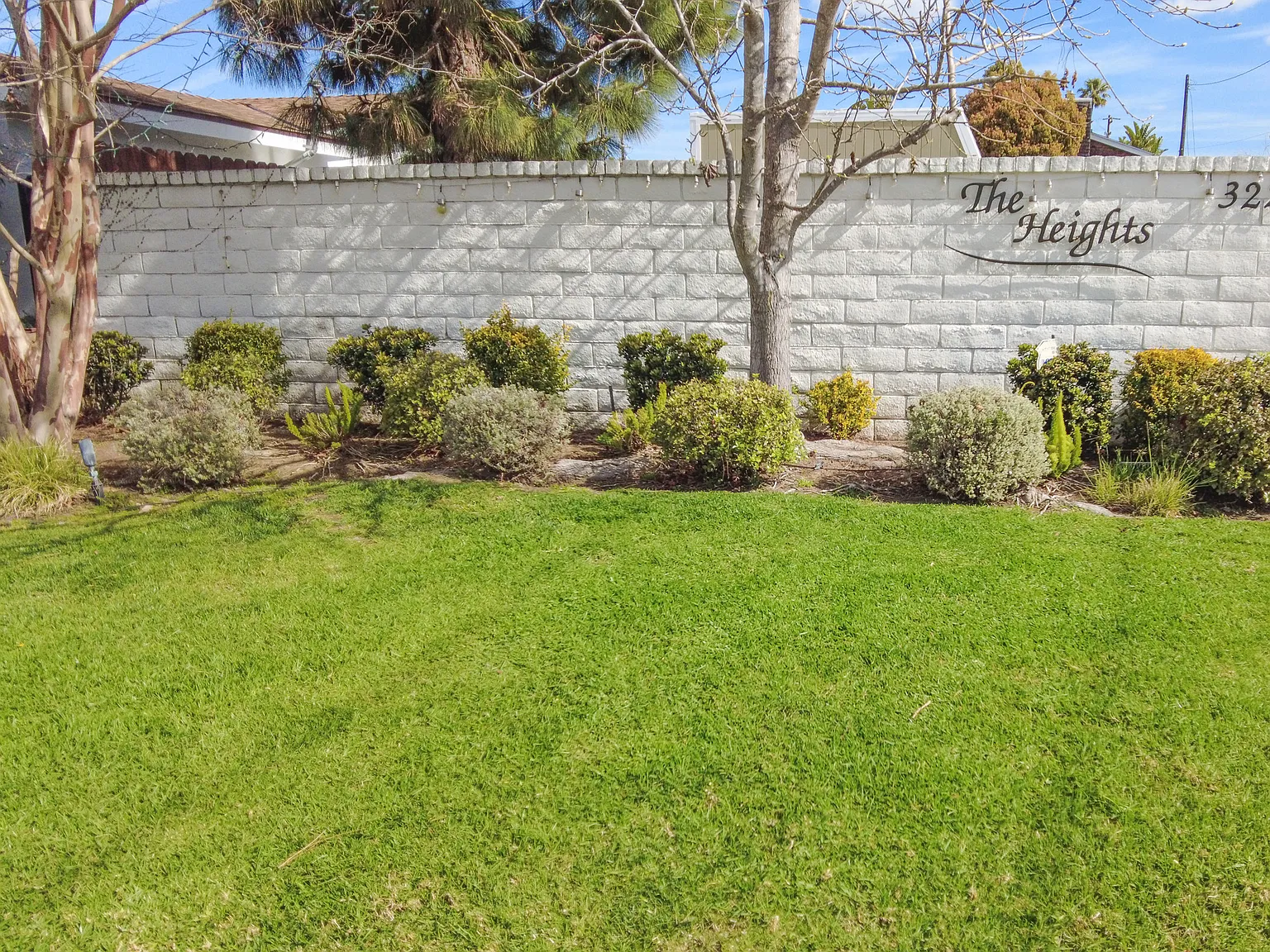 322 Ogle St — Photo 1