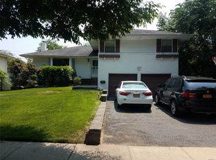 114 Birchwood Park Dr, Jericho, NY