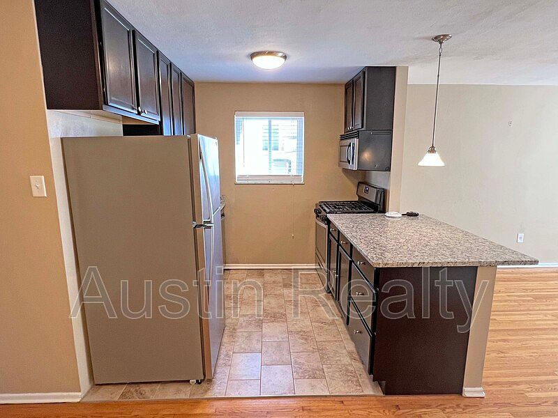 759 Chamberlain Apartment Rentals ster Groves, MO Zillow