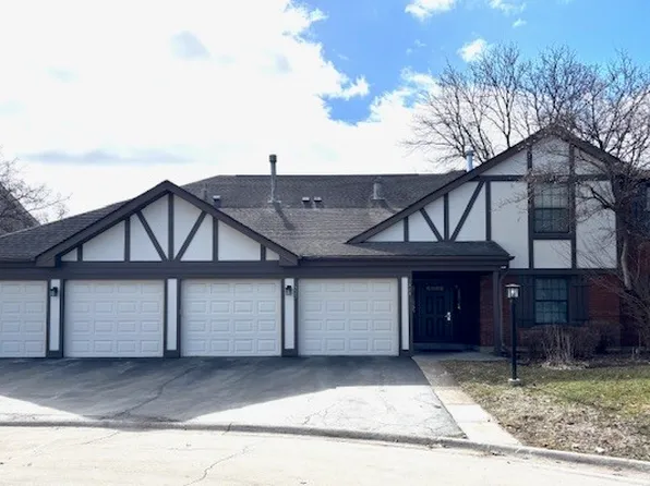 1223 Sandhurst Ct Unit D-1, Schaumburg, IL 60193