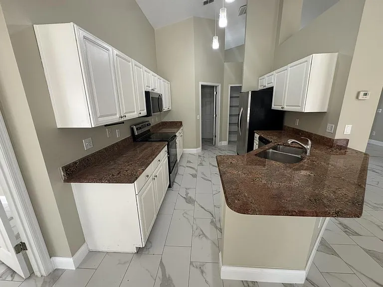 2347 Blake Way — Photo 12