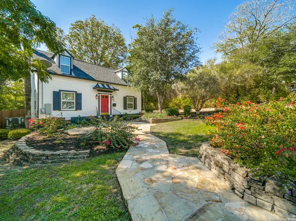 112 Redwood St, Alamo Heights, TX 78209