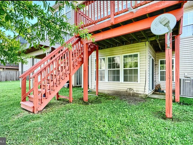 9863 Decatur Rd — Photo 31