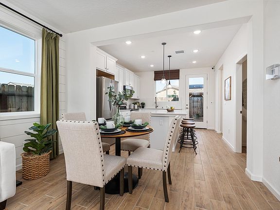 7th image of this home