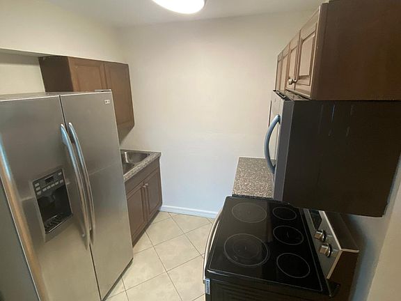 5th image of 3340 Ocean Pkwy