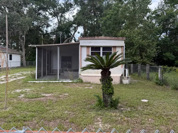9246 Ottawa St, New Port Richey, FL 34654
