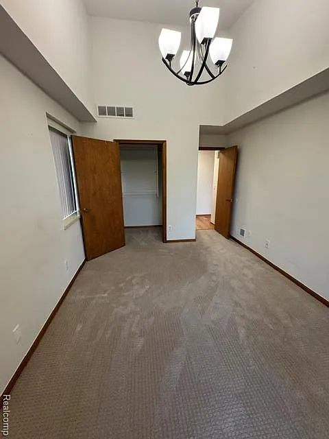 2 bed, 1568 sqft, $2,000 — Photo 4