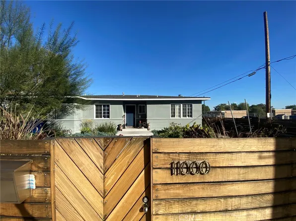 11000 Hayvenhurst Ave, Granada Hills, CA 91344