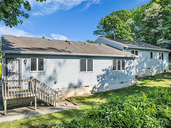 4th image of 265 1st Avenue
