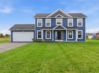 21 Blue Mountain Dr, Hilton, NY 14468