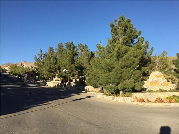 5th image of 26 Lone Crest Dr
