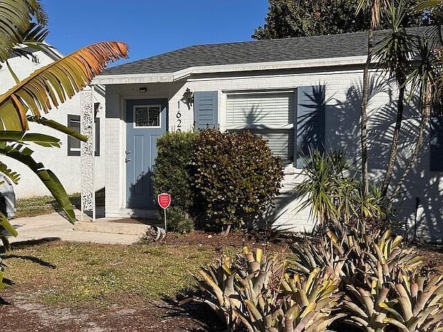 1st image of 1620 N Ocean Breeze