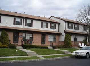 266 Riva Dr, Hackettstown, NJ 07840