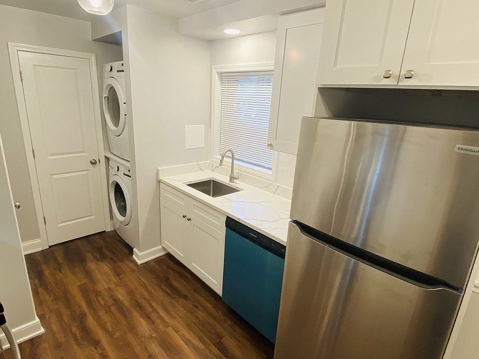 Quartz Countertops
Stainless steel appliances
In unit washer/dryer with Laundry closet or adjacent for easy storage