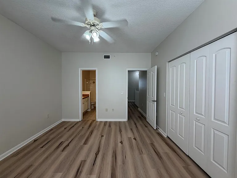 2052 Alta Meadows Ln #2205 — Photo 25