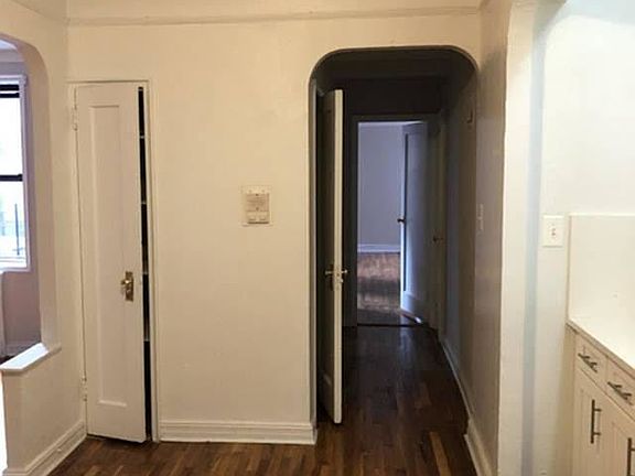 5th image of 8449 Elmhurst Ave APT 4D
