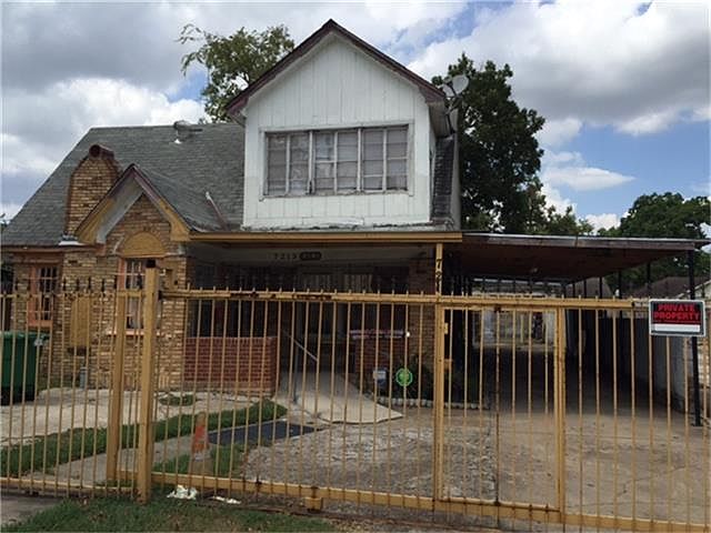 1st image of 7213 Dahlia St