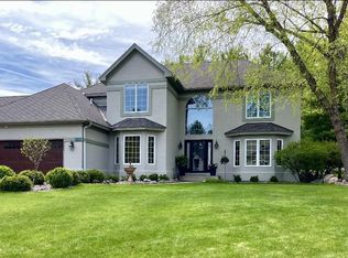 11142 Holland Cir, Eden Prairie, MN 55347