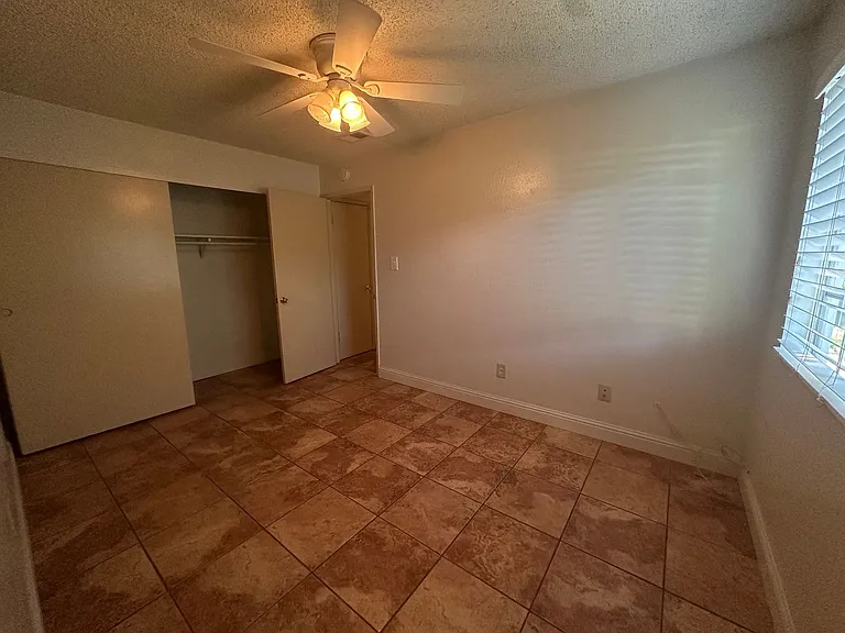 8879 Salmon Falls Dr #C — Photo 18