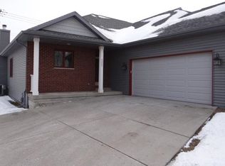4322 Crossing Ln, Janesville, WI 53546