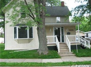 305 S Broadway St, Stanley, WI 54768