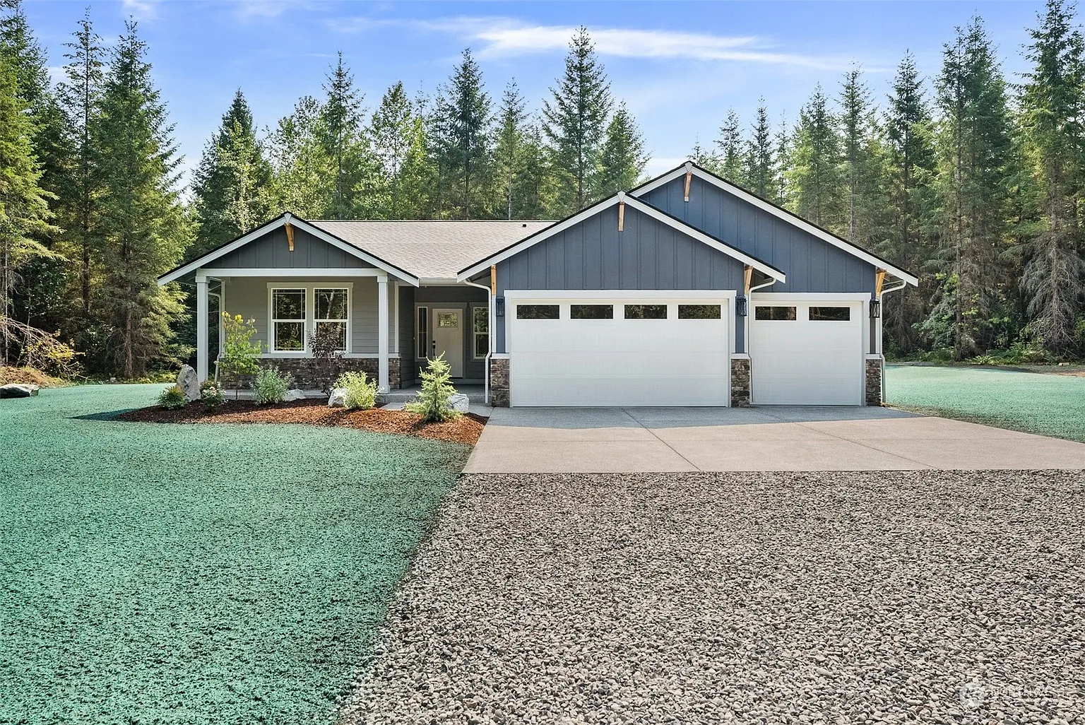 13848 Brenda Lane SE photo 1