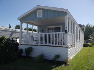 54 Hopetown Rd, Micco, FL 32976