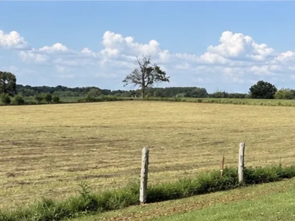 4142 Yager Rd, McMinnville, TN 37110