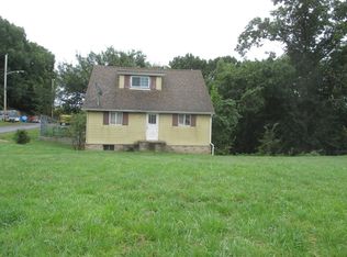 1516 Shaffer St, Aliquippa, PA 15001