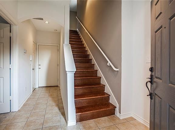 5th image of 4121 McKinney Ave APT 54