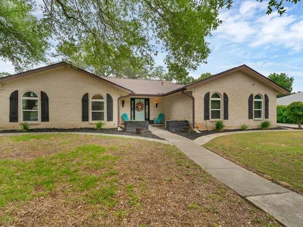 546 BALFOUR DR, Windcrest, TX 78239