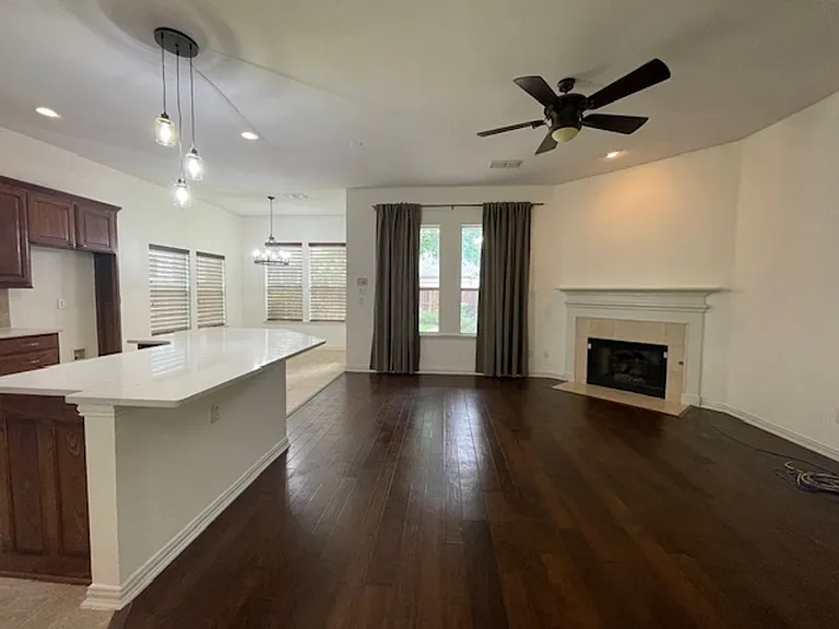 8525 Hudson St — Photo 4