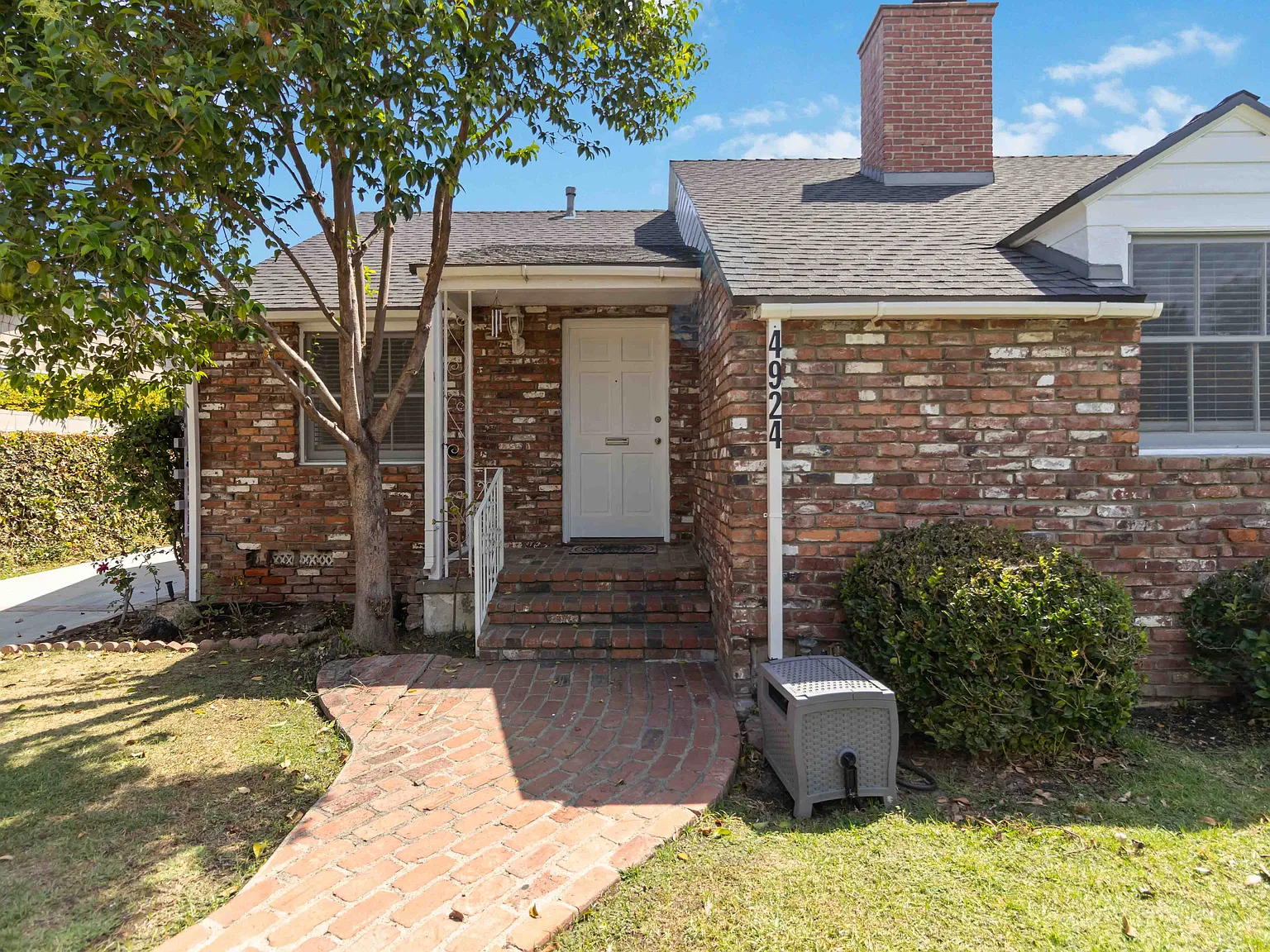3 bed, 1441 sqft, $4,800 — Photo 1