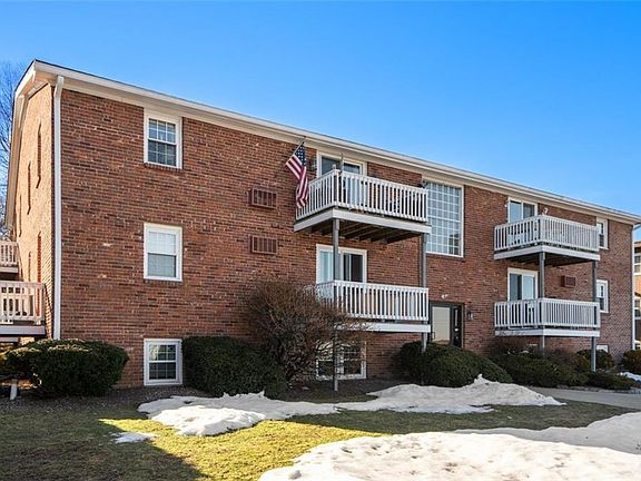 4th image of 4080 Post Rd APT 11