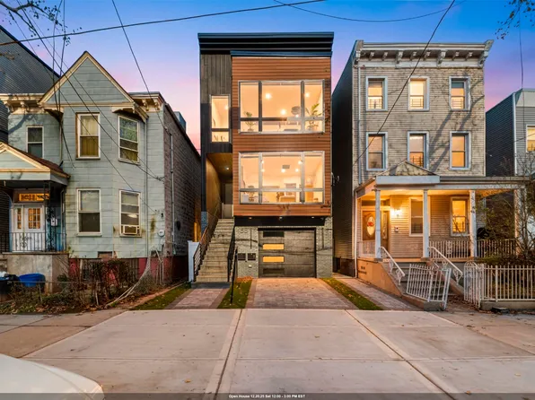 58 Gardner Avenue image 1 of 26