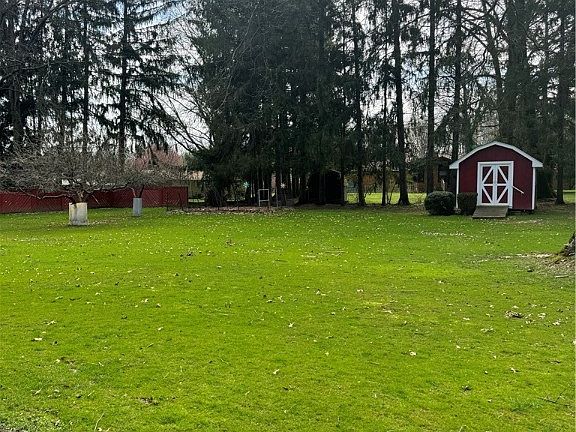 3rd image of 577 Murray Hill Dr