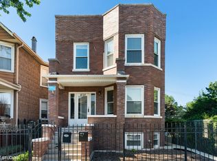4124 W School St #2, Chicago, IL 60641