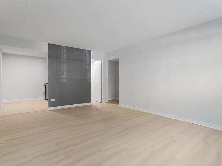 6012 N Kenmore Ave — Photo 20