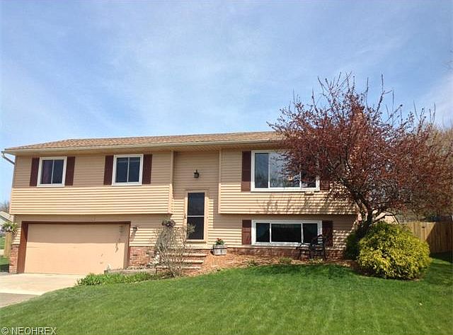 1st image of 705 Pepperwood Dr