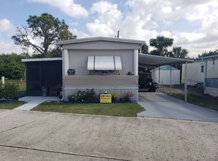 1250 Primrose Peak Dr, Ruskin, FL 33570