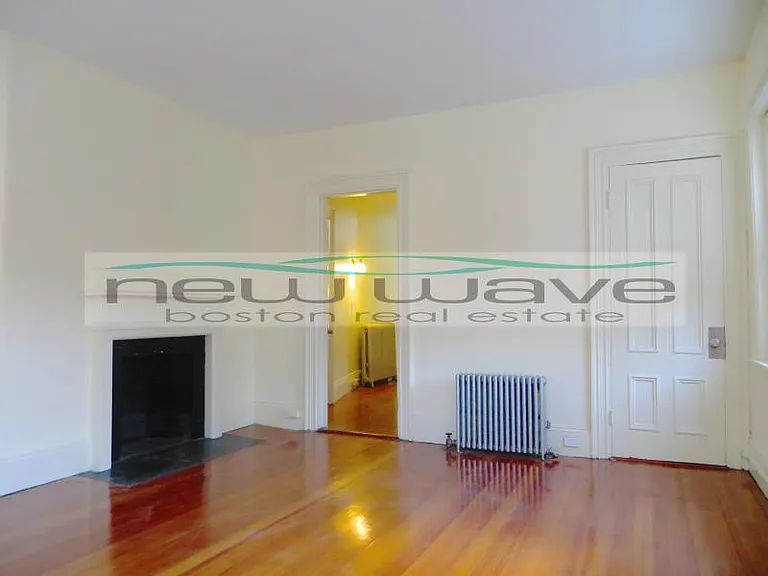 227 Newbury St #2R — Photo 5