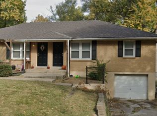 9014 Bayless Rd, Liberty, MO 64068