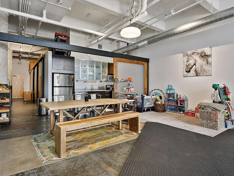 700 Washington Ave N #212 — Photo 5