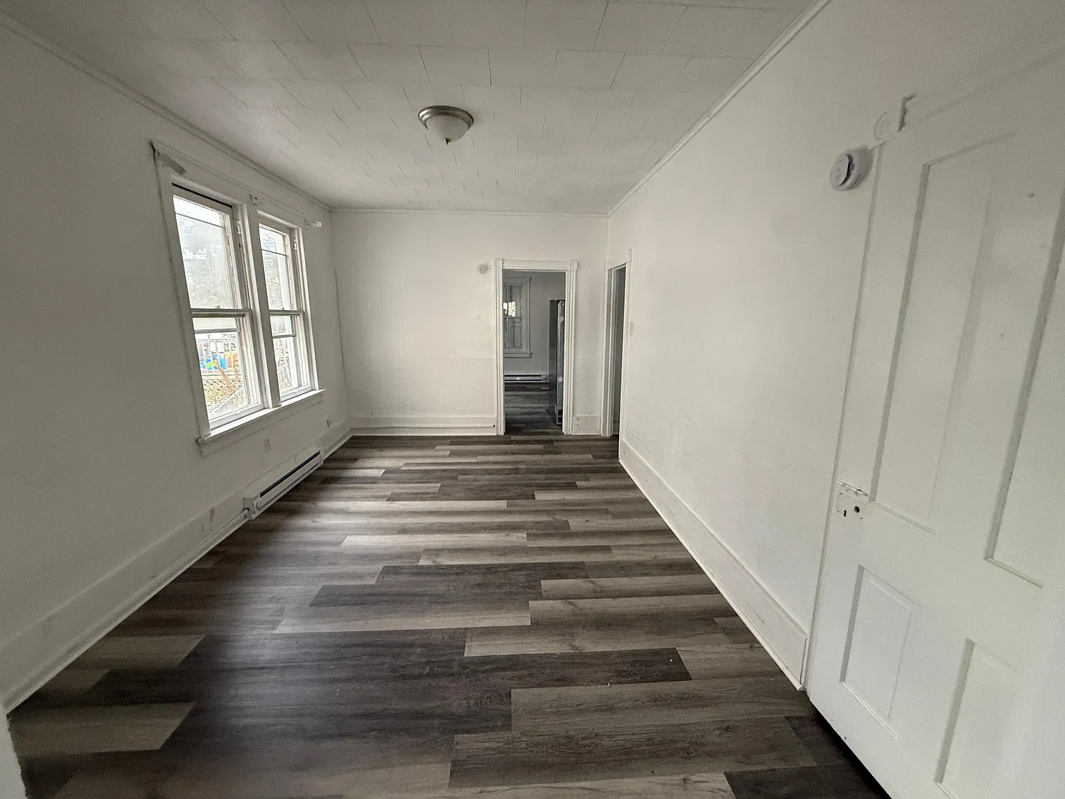 3 bed, 2708 sqft, $1,500 — Photo 3