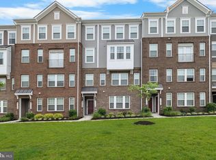 9735 Tealbriar Dr #253, Upper Marlboro, MD