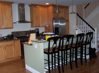 4 John St #2, Warren, RI 02885