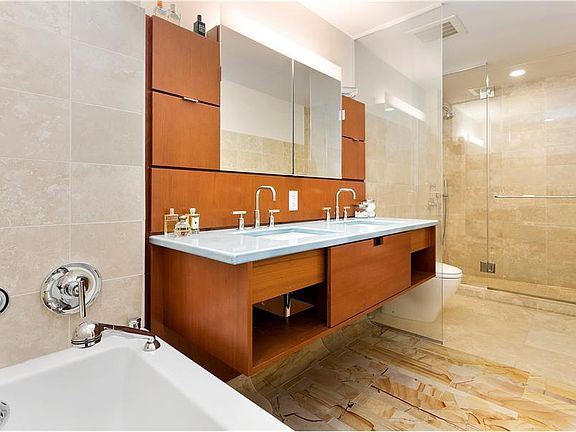 5th image of 2 River Ter APT 14G