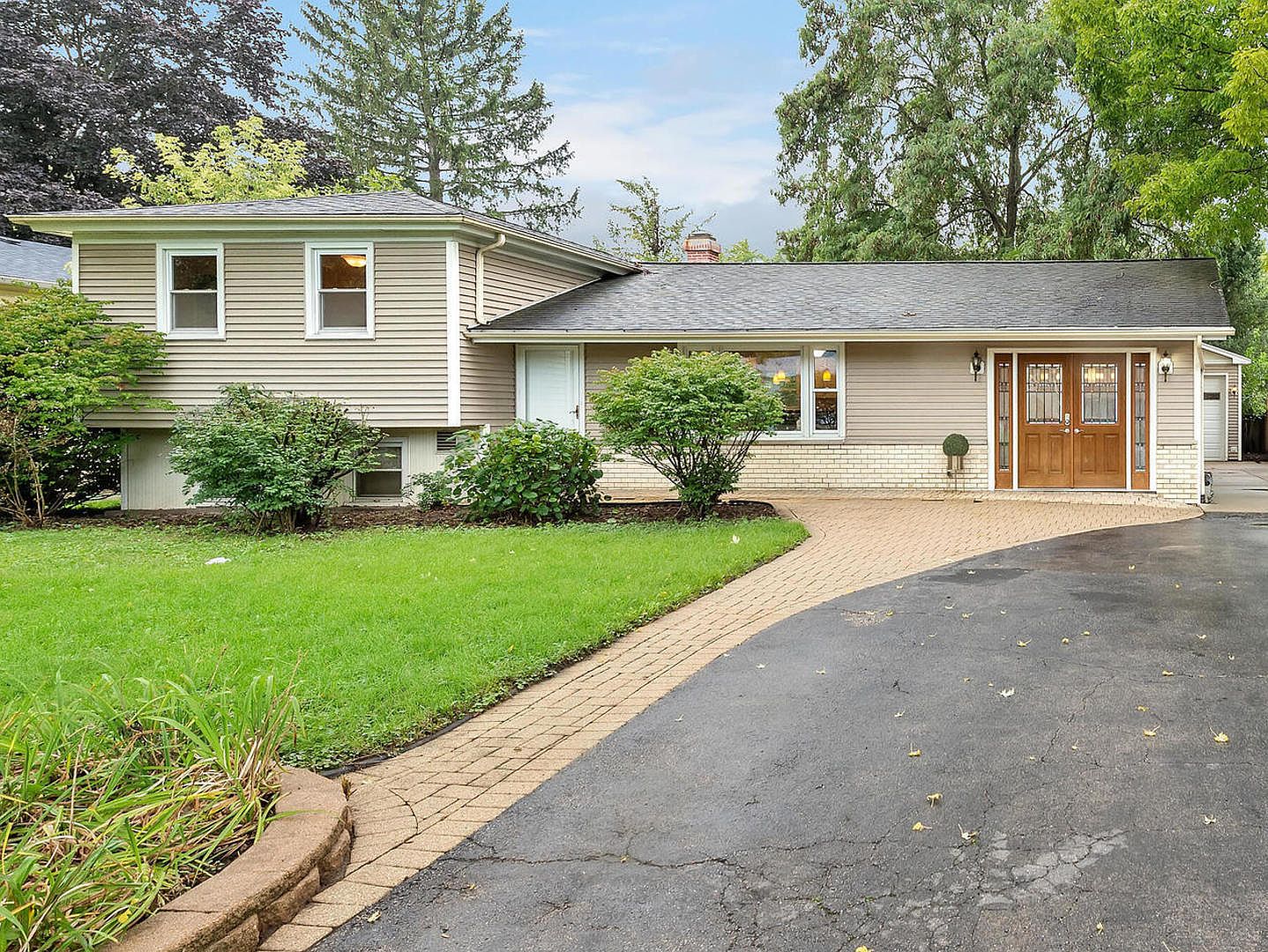 22W351 Birchwood Dr, Glen Ellyn, IL 60137 MLS 11896287 Zillow